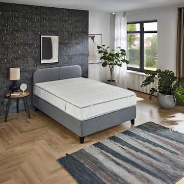 2,5-centimetrska udobna pena Sleezzz® Basic 80 x 200 cm s 7-conskim valovitim prešitjem in vogalnimi gumami
