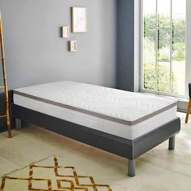 7 zónás ergonómikus zsebrugós matrac Sleezzz Diamond T1000 180 x 200 cm, magasság 23 cm, keménységi fokozat H2/H3, 1000 rugó/2 m² + 2 x CloudComfort Basic mikroszálas ágyneműkészlet 135 x 200 cm + 80 x 80 cm
